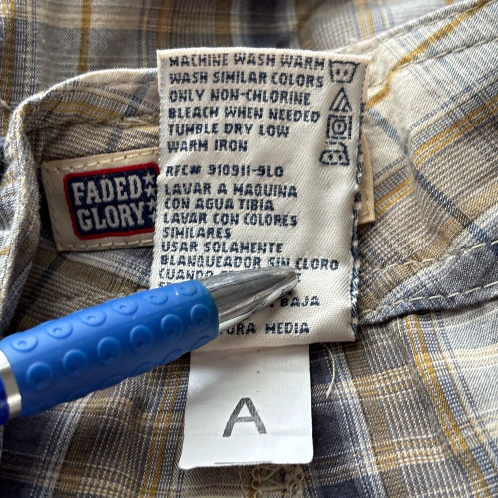 Faded Glory Women Vintage Y2K Bermuda Shorts Plaid Cargo Preppy Size 10 H274 - Picture 8 of 9